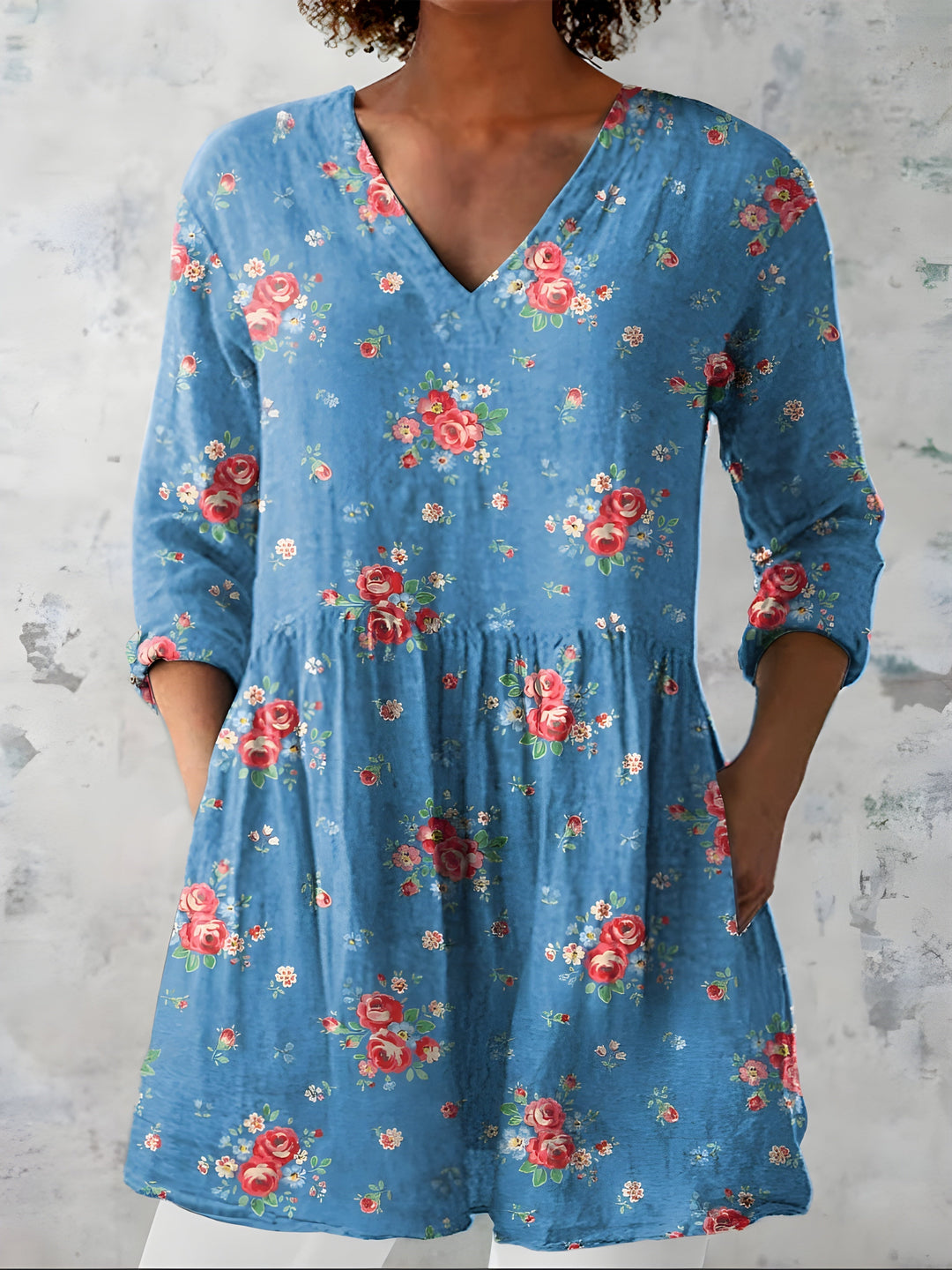 Celestina | Blusa Lunga Azzurra a Rose