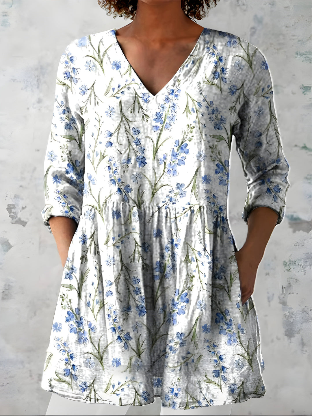 Albina | Blusa Lunga Bianca a Fiori Blu
