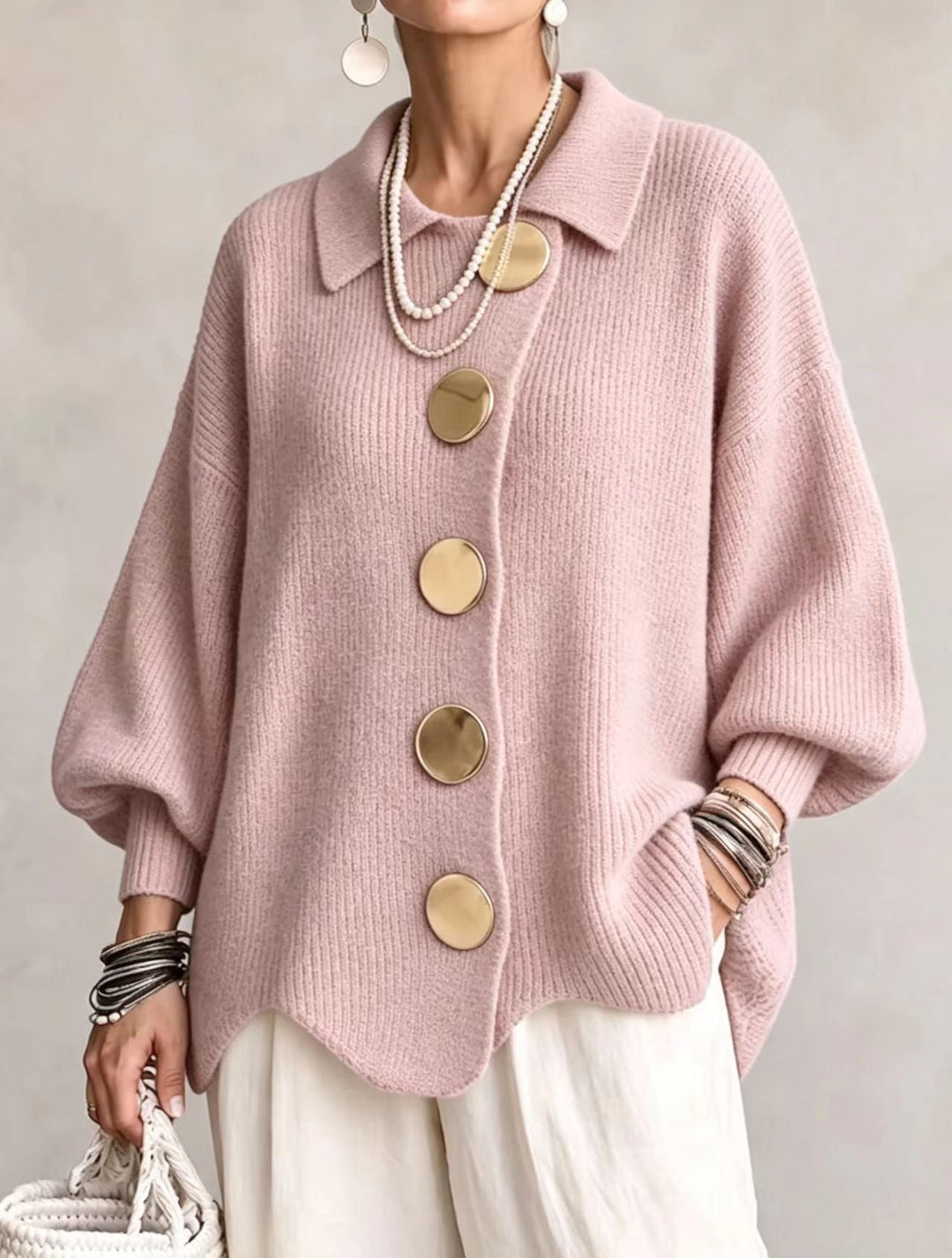 Vittoria | Cardigan Oversize con Grandi Bottoni Dorati